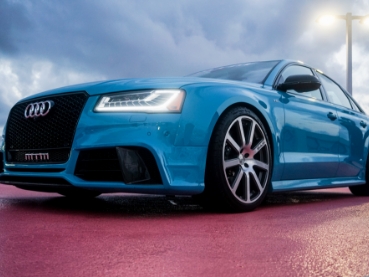 水色のAudi